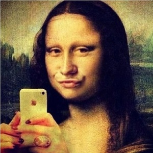 Mona Lisa duckface